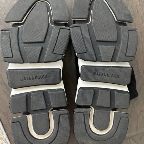 Balenciaga Men's Speed Trainers with bag - Picture 3 of 5